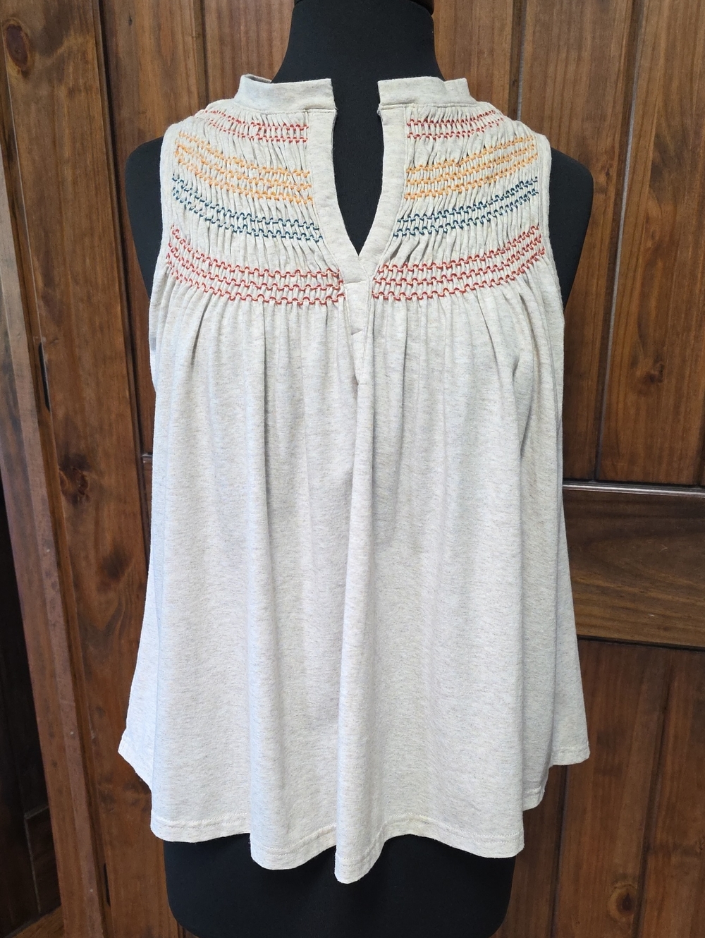 THML Heathered Cream Sleeveless Smocked Yoke Top - Size L